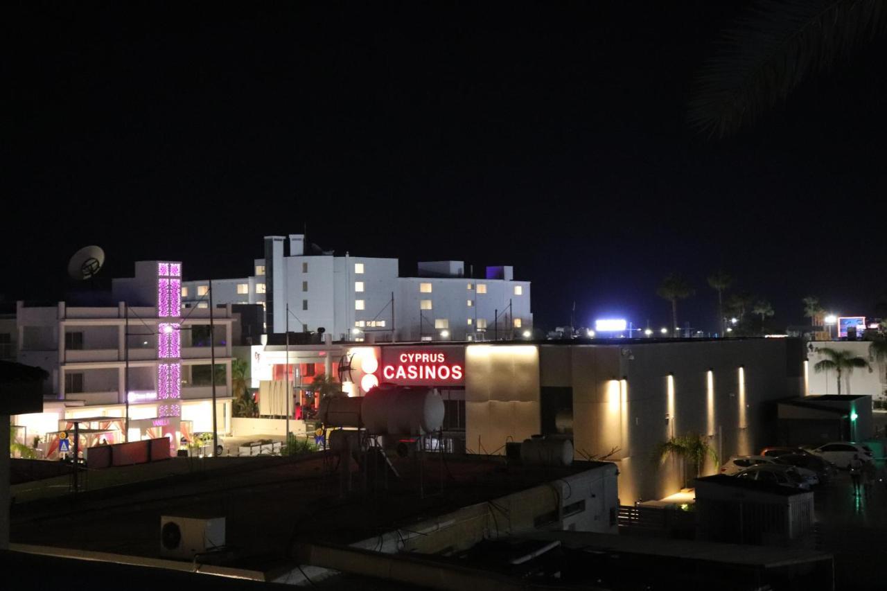 Joy Hotel Apts Ajía Nápa Eksteriør bilde
