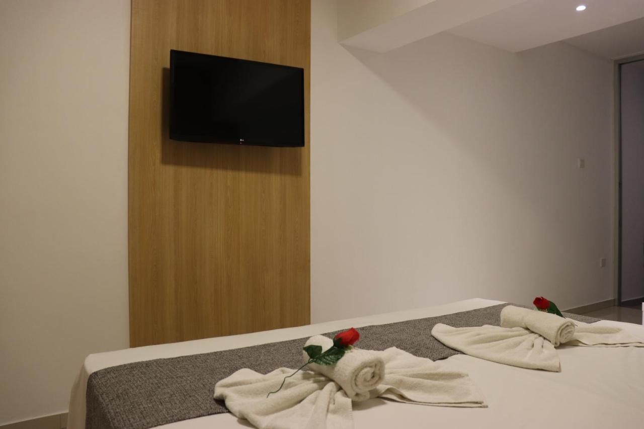 Joy Hotel Apts Ajía Nápa Eksteriør bilde